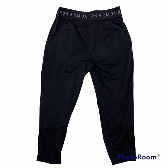 Ladies Under Armour Black Cropped Sports Pants M - Picture 6 of 13